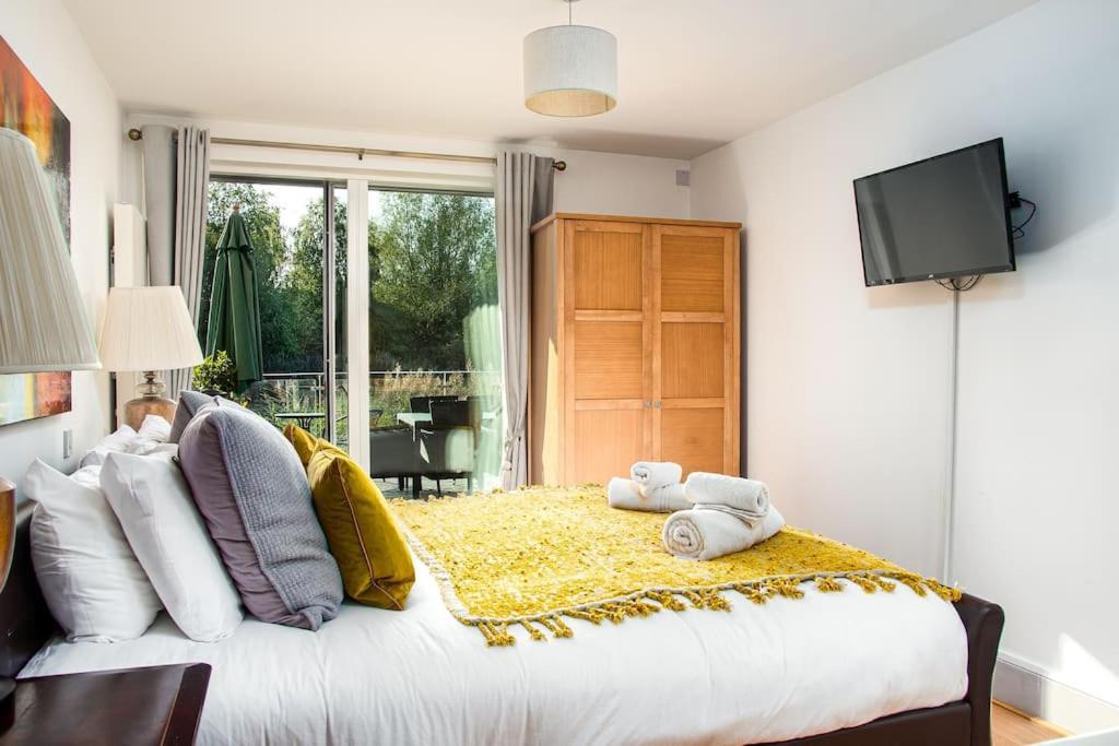 Blueberry Cottage - Lower Mill Estate Somerford Keynes Exteriör bild