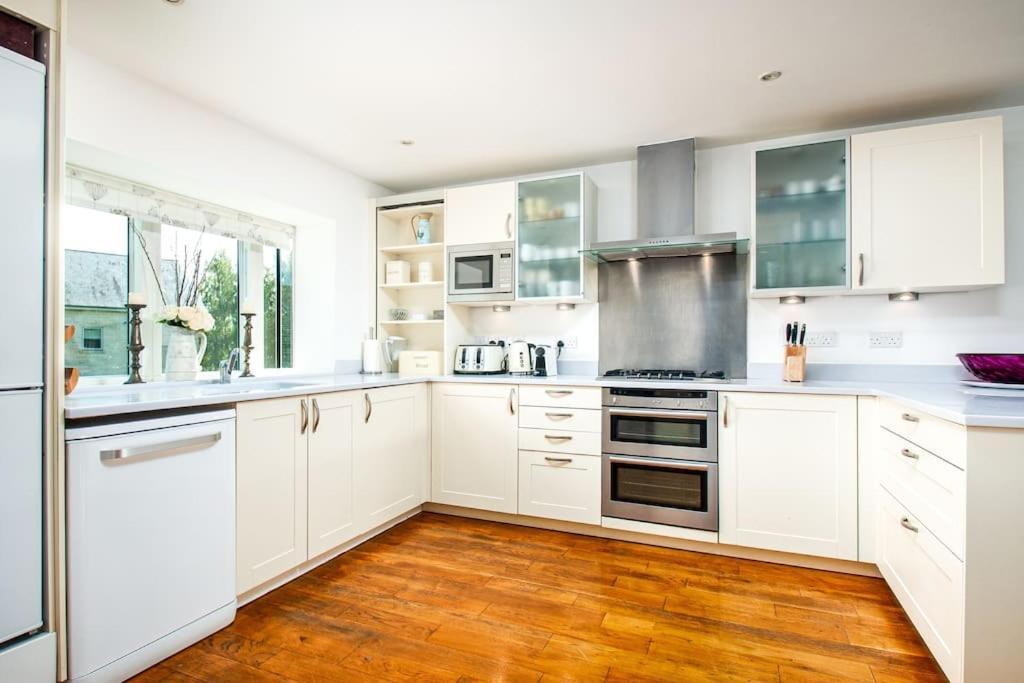 Blueberry Cottage - Lower Mill Estate Somerford Keynes Exteriör bild
