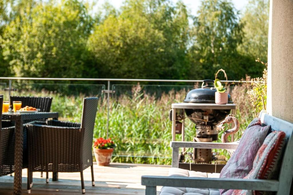 Blueberry Cottage - Lower Mill Estate Somerford Keynes Exteriör bild